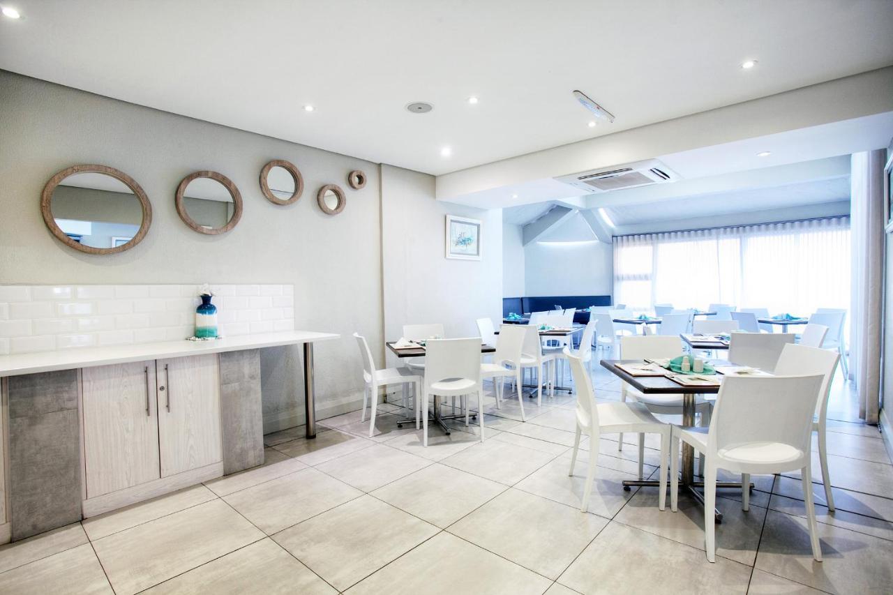 Marine Lodge East London Extérieur photo